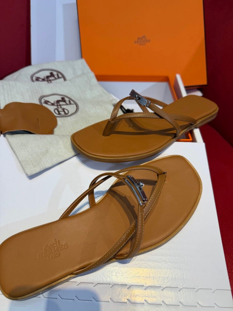Hermès Women's Sneakers detail 6