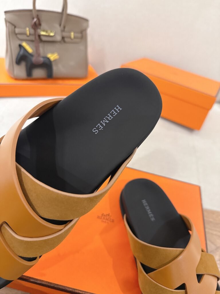 Hermès Unisex Slides detail 6