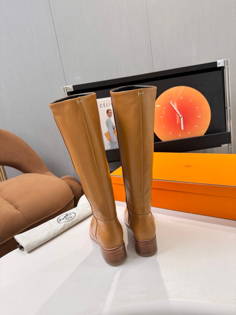 Hermès Unisex Boots detail 6