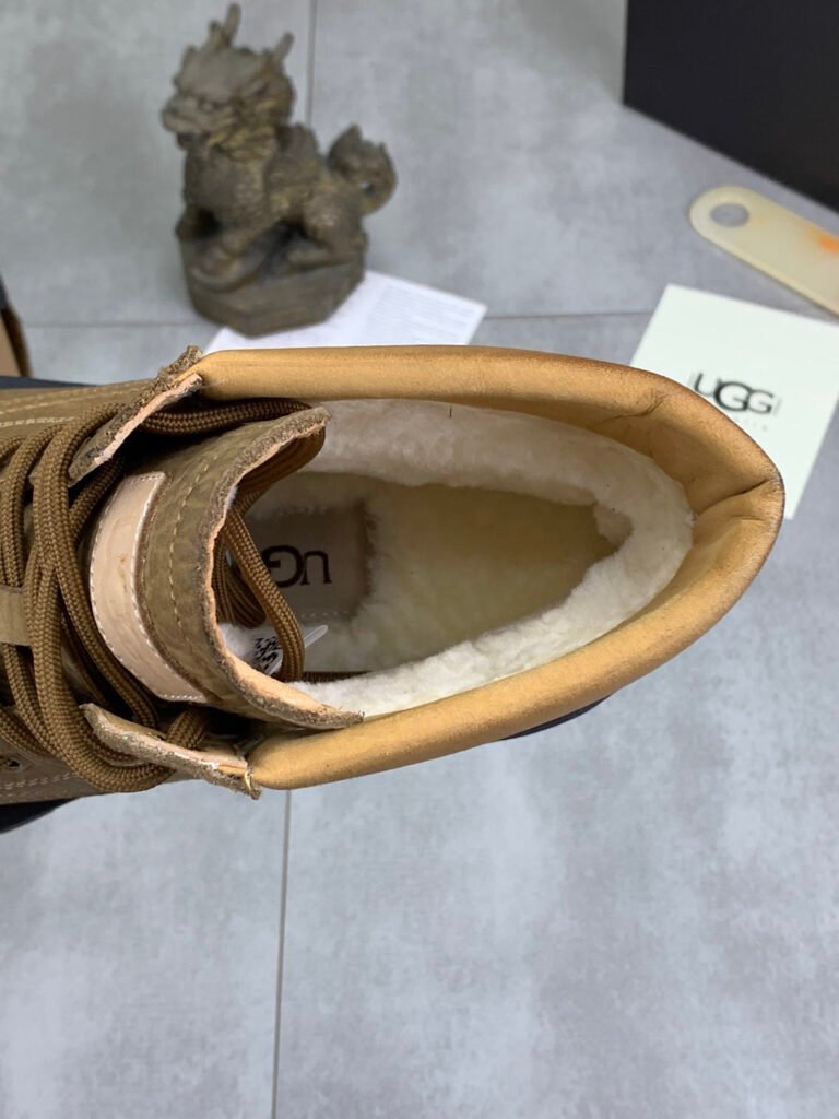 UGG Men's Sneakers detail image 6