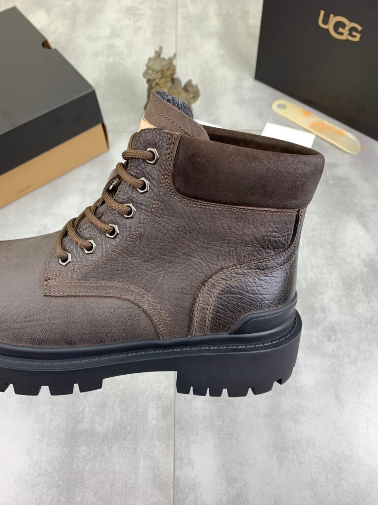 UGG Men's Sneakers detail image 6