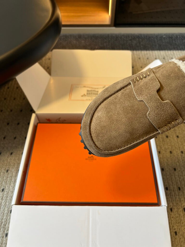 Hermès Unisex Driving Loafers detail 6