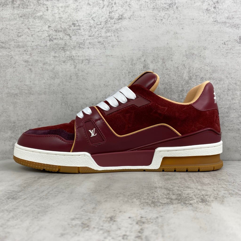 Louis Vuitton Unisex Sneakers detail image 6
