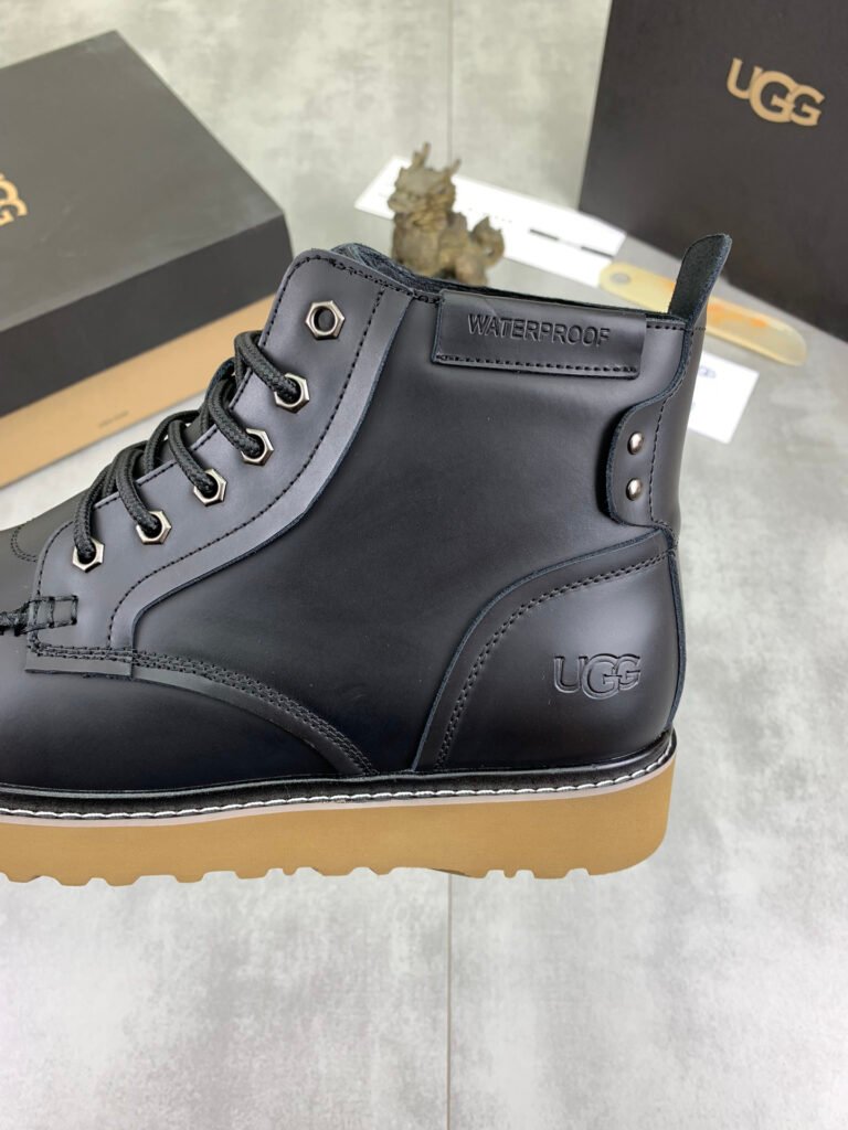 UGG Men's Sneakers detail image 6