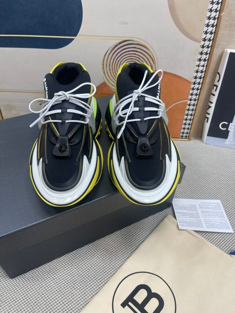Balmain Unisex Chunky Sneakers detail image 6