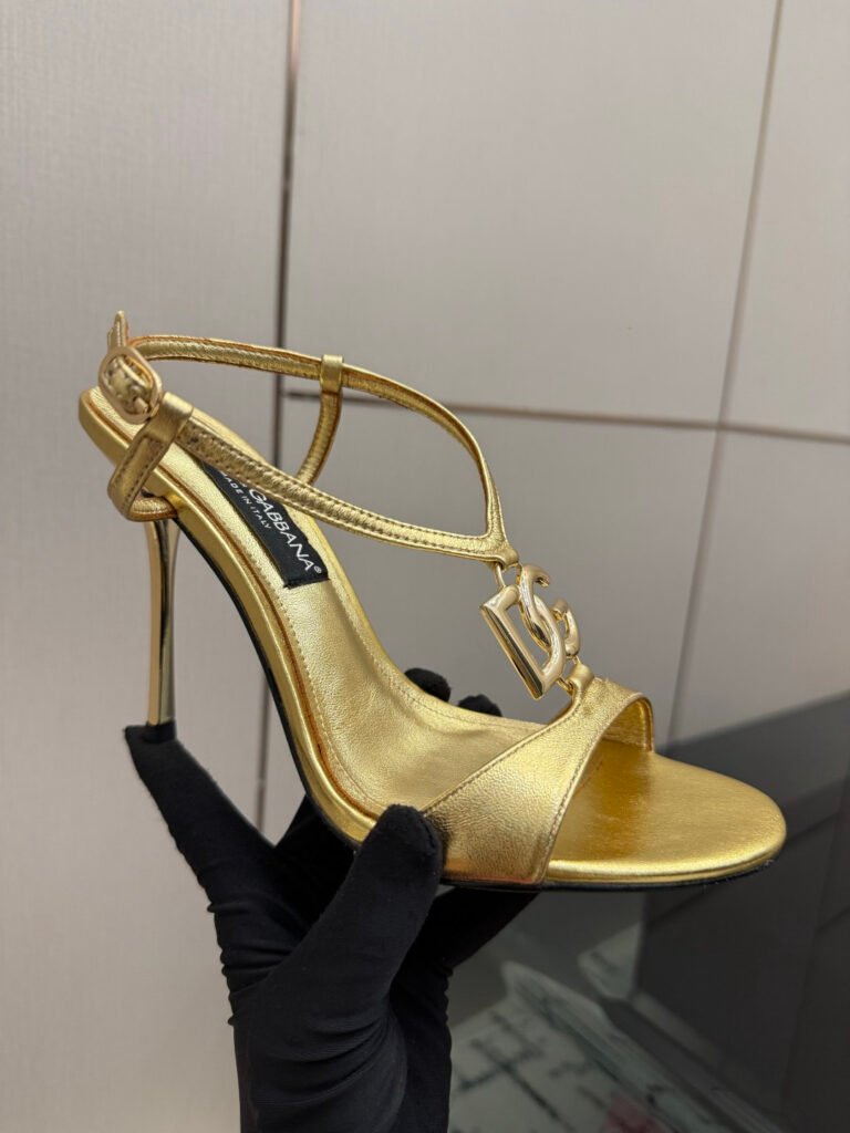 Dolce & Gabbana Women's High-Heel Pumps detail 6