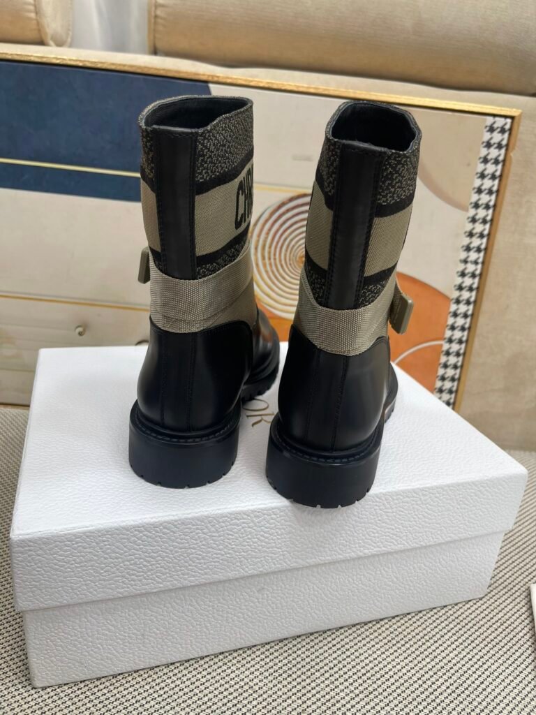 Dior Unisex Boots detail image 6