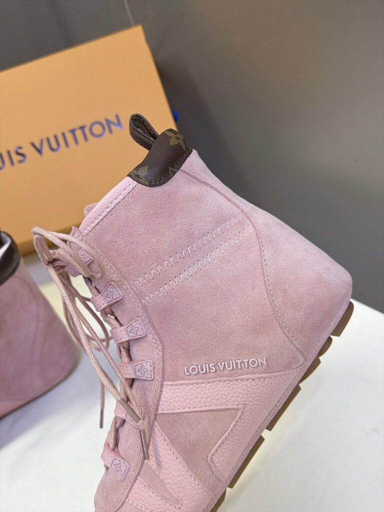 Louis Vuitton Unisex Boots detail image 6