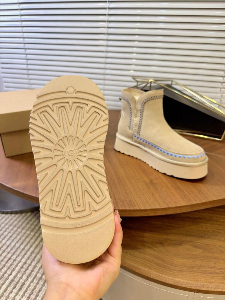 UGG Unisex Platform Sneakers detail image 6