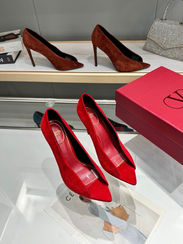 Valentino Garavani Women's High-Heel Pumps detail 6