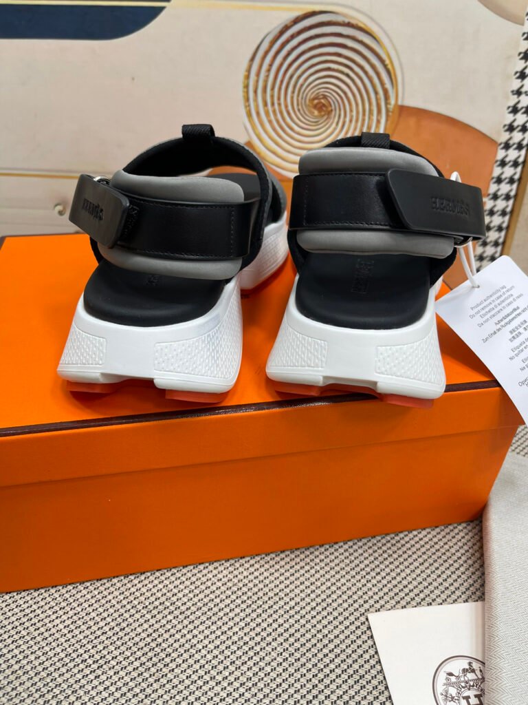 Hermès Unisex Slides detail 6