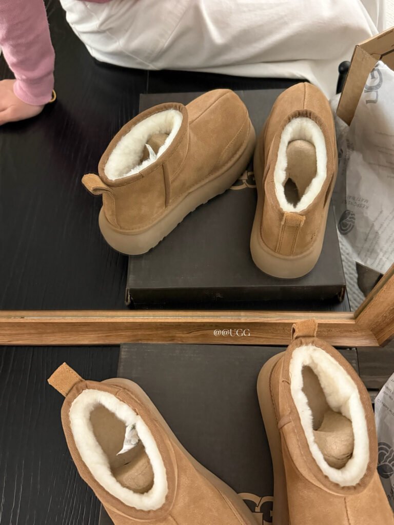 UGG Unisex Platform Sneakers detail image 6