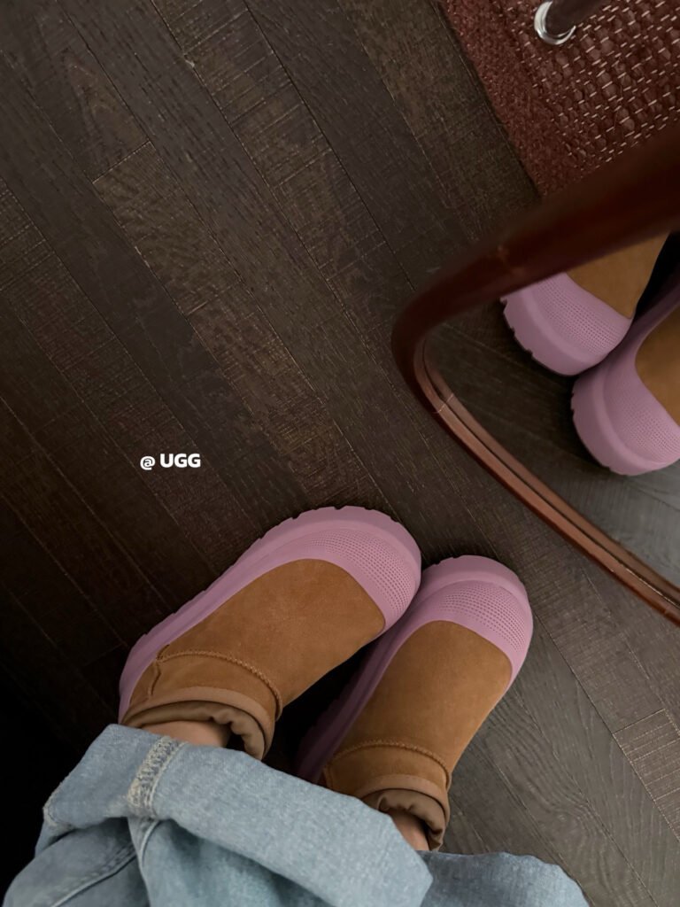 UGG Unisex Ankle Boots detail image 6