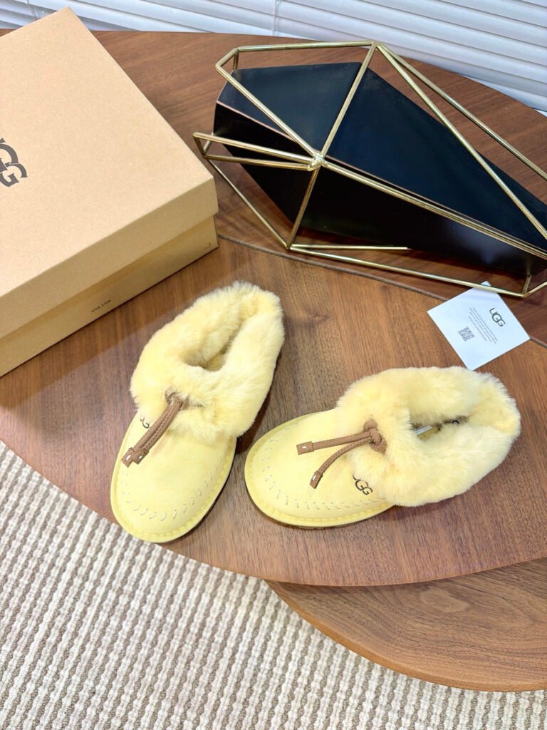 UGG Unisex Platform Sneakers detail image 6