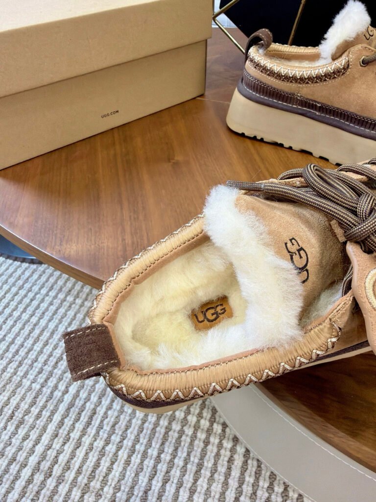 UGG Unisex Platform Sneakers detail image 6