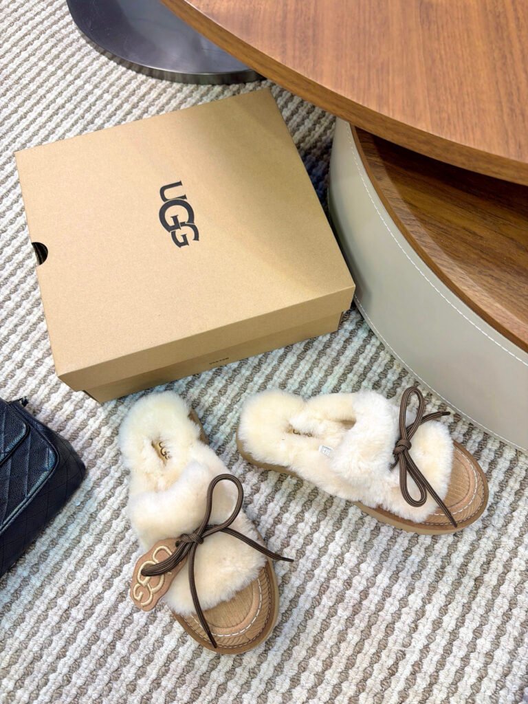 UGG Unisex Platform Sneakers detail 6
