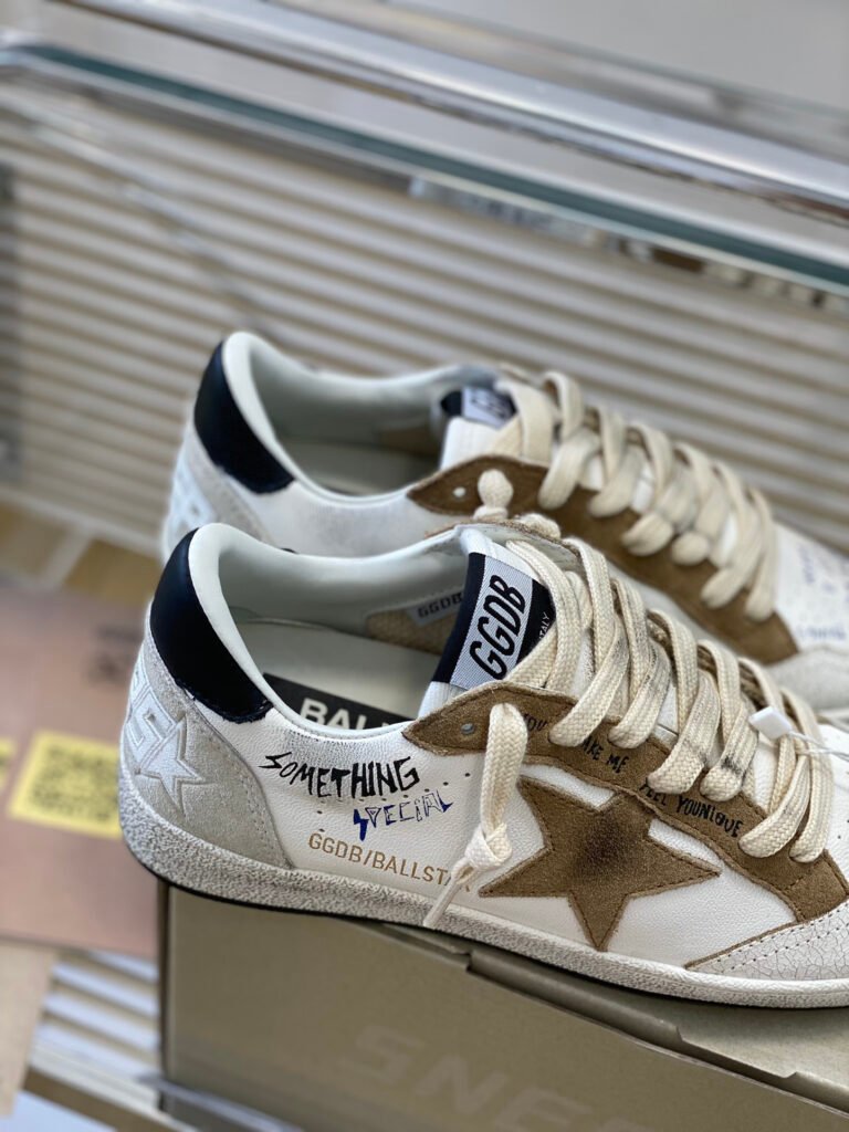 Golden Goose Unisex Sneakers detail image 6