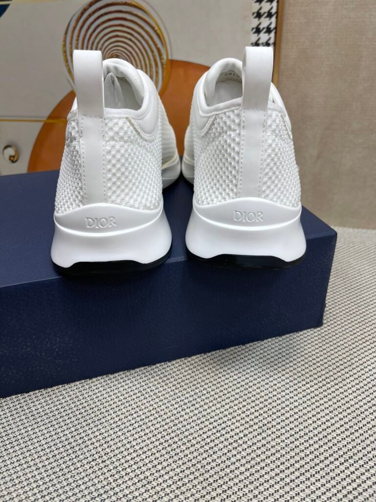Dior Unisex Chunky Sneakers detail image 6