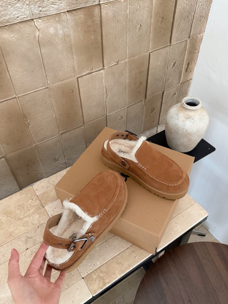 UGG Unisex Platform Sneakers detail image 6