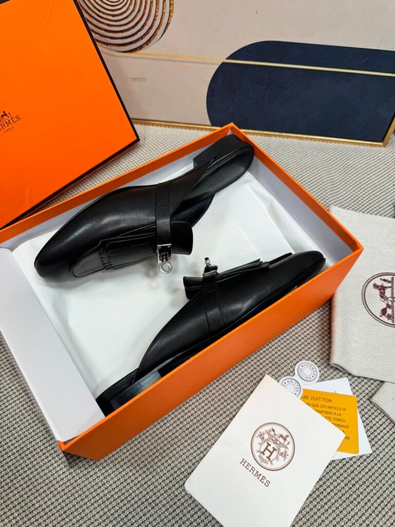 Hermès Unisex Loafers detail 6