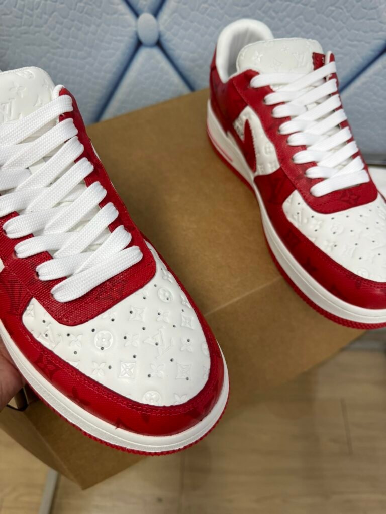 Louis Vuitton Unisex Athletic Sneakers detail 6
