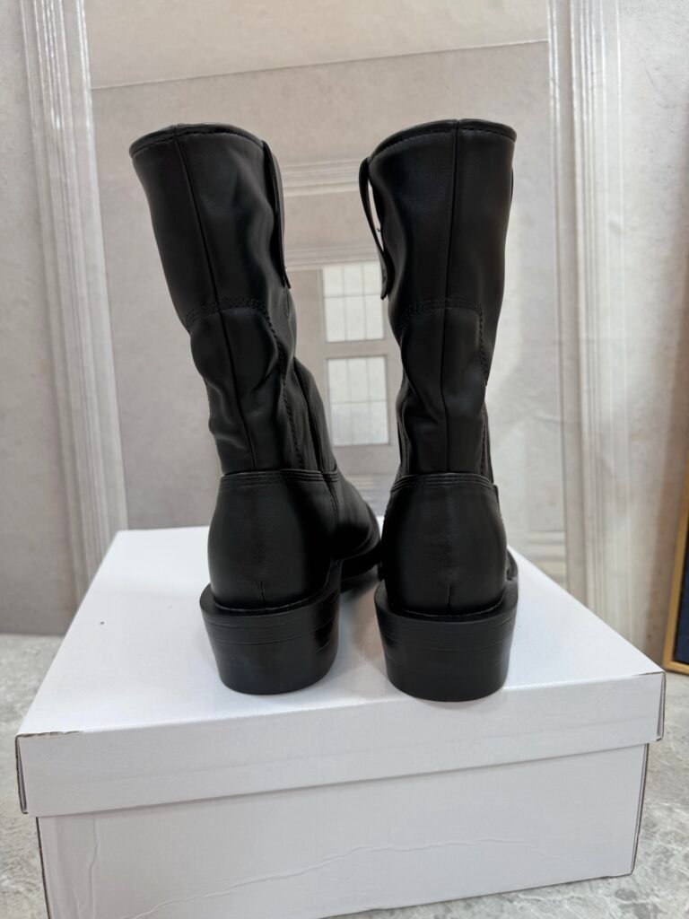 MM6 Maison Margiela Unisex Boots detail image 6