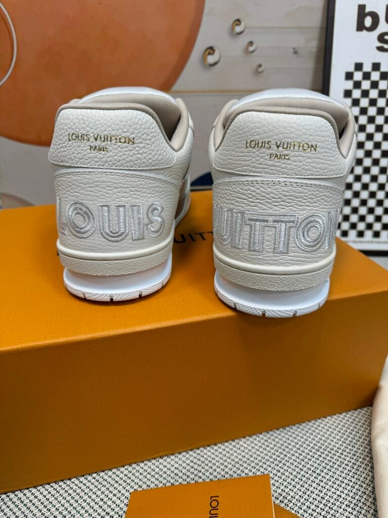 Louis Vuitton Unisex Basketball Sneakers detail image 6