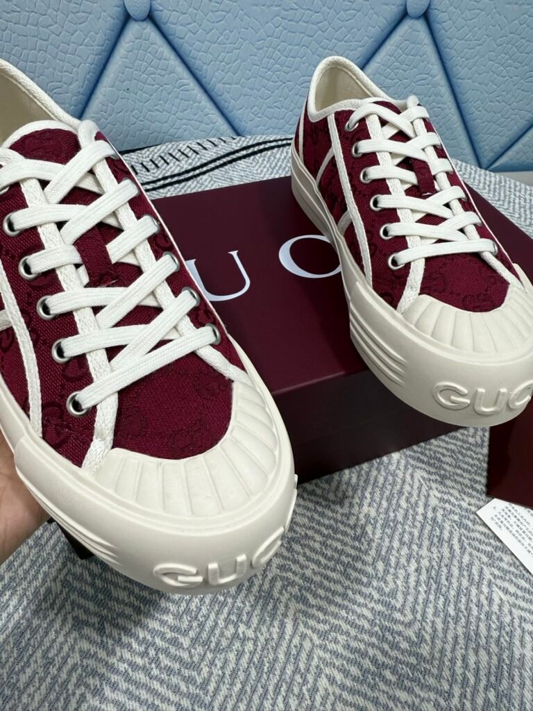 Gucci Women's Low-Top Sneakers detail image 6