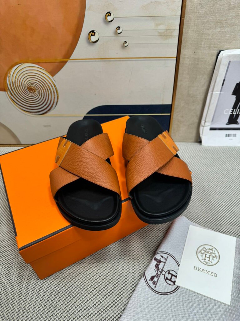 Hermès Unisex Slides detail 6