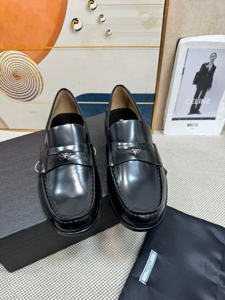 Dior Men's Loafers detail image 6