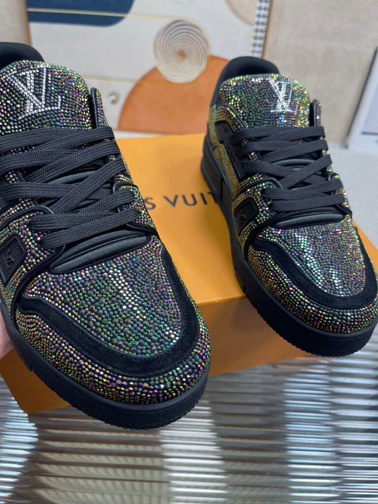 Louis Vuitton Men's Low-Top Sneakers detail image 6
