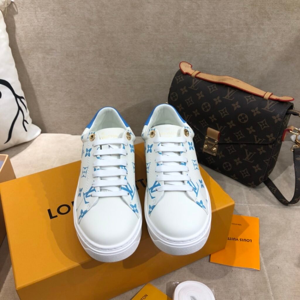 Louis Vuitton Unisex Platform Sneakers detail 6