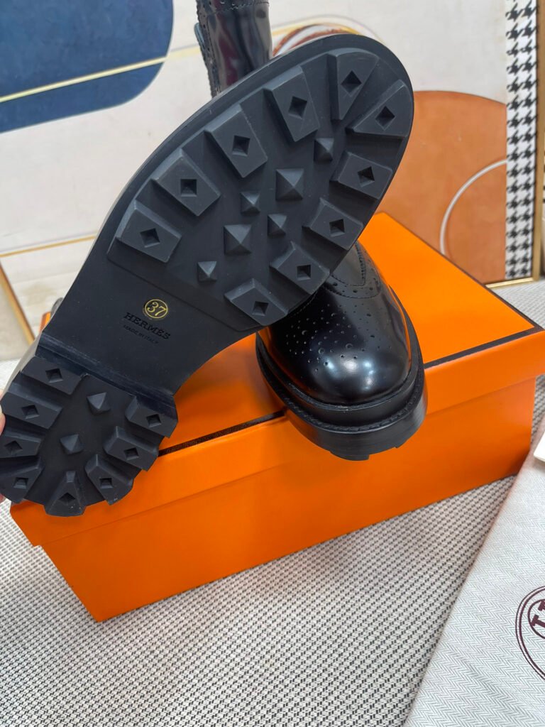 Hermès Unisex Boots detail 6