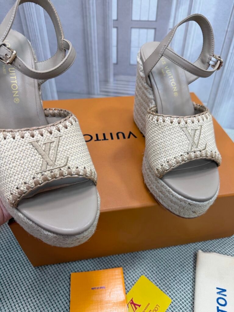 Louis Vuitton Unisex Platform Sneakers detail 6