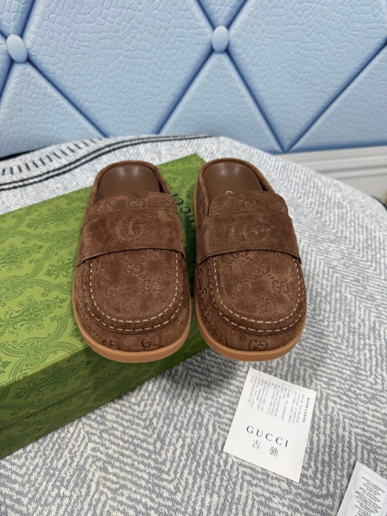 Gucci Unisex Slides detail image 6