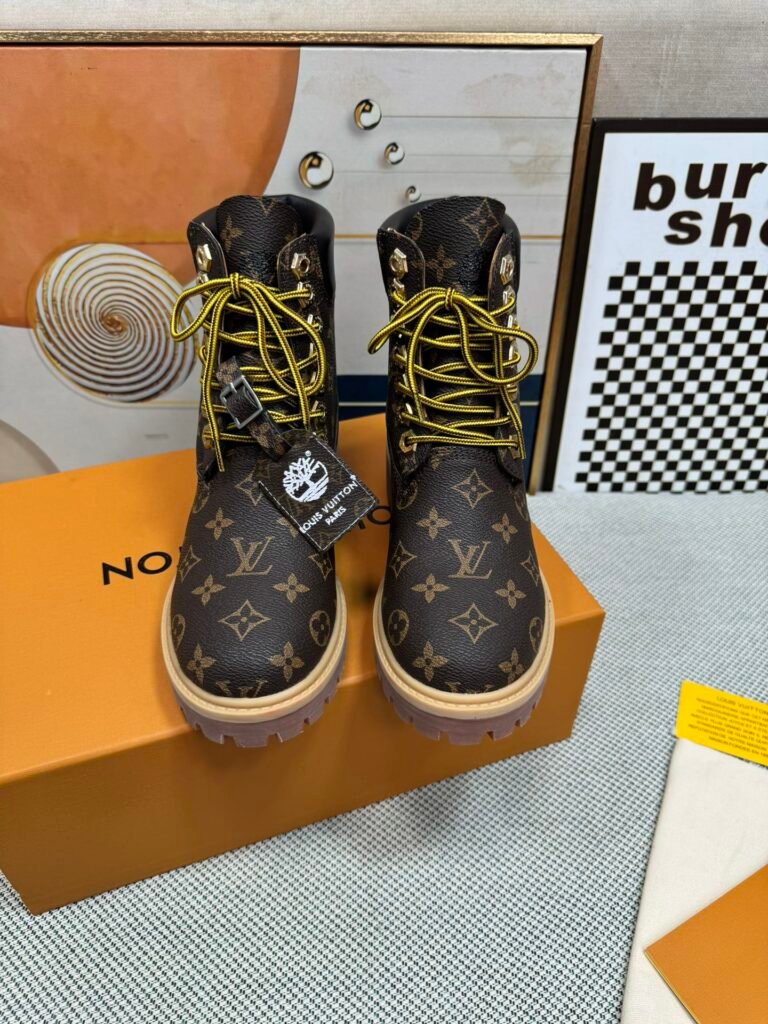 Louis Vuitton Men's Boots detail image 6