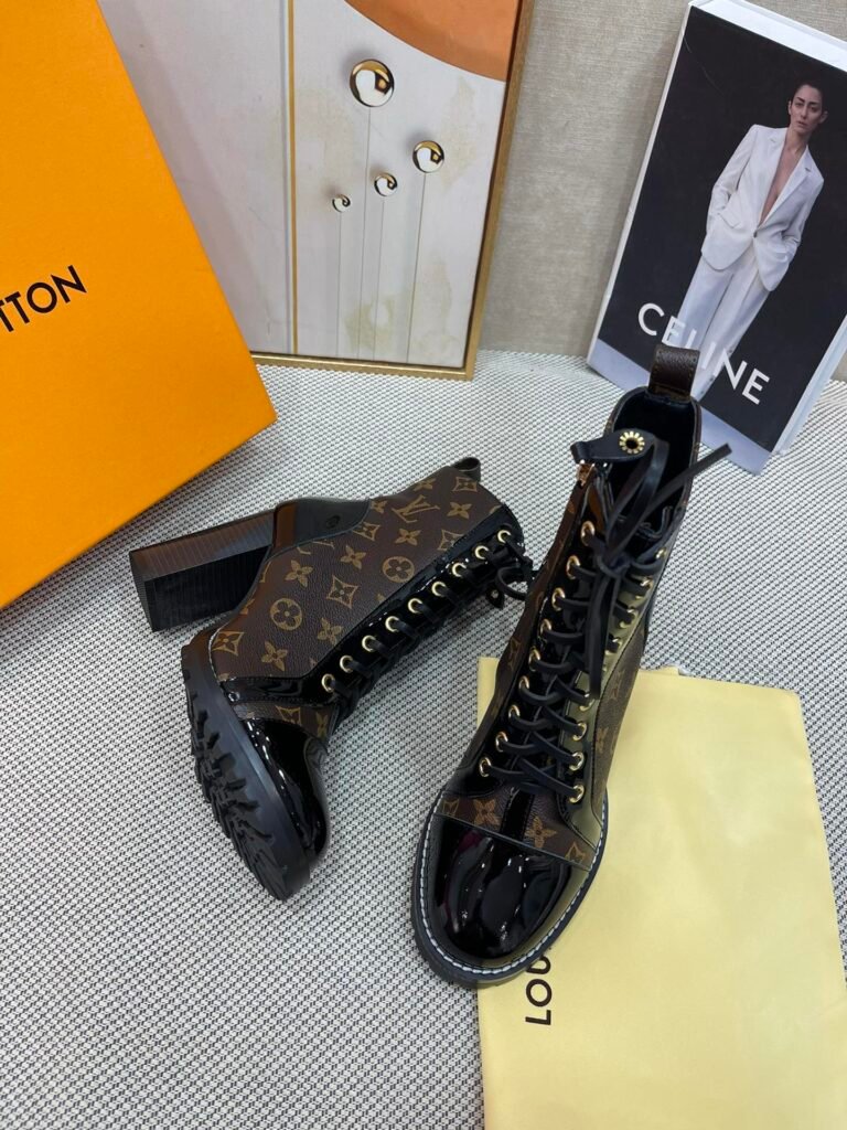 Louis Vuitton Unisex Boots detail image 6