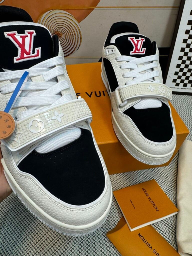 Louis Vuitton Unisex Basketball Sneakers detail 6