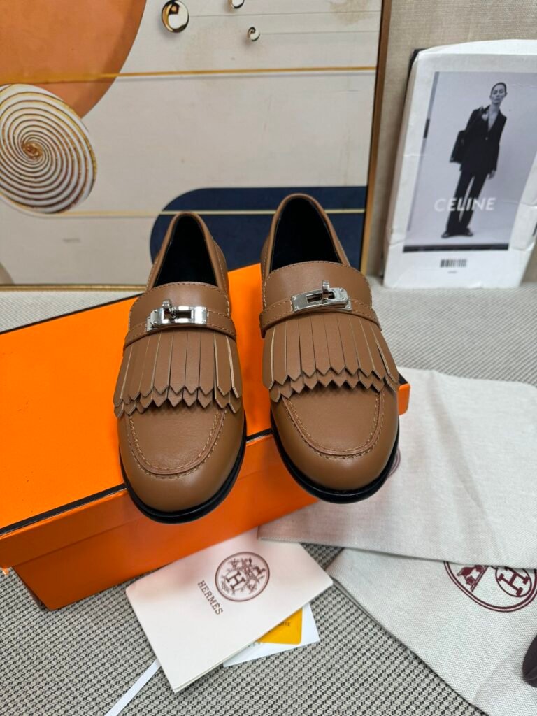 Hermès Unisex Loafers detail 6
