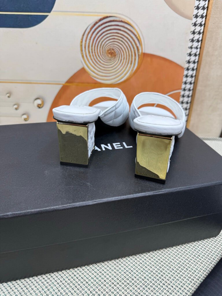 Chanel Women's Slides detail image 6