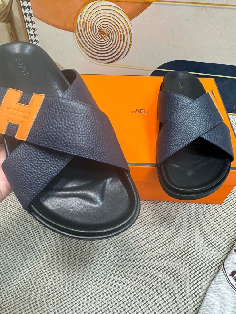 Hermès Unisex Slides detail 6