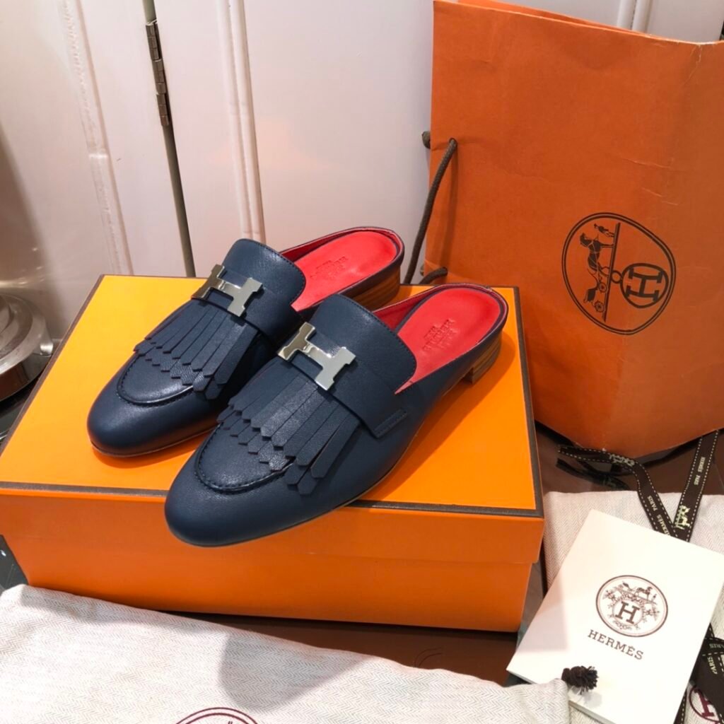 Hermès Unisex Loafers detail 6