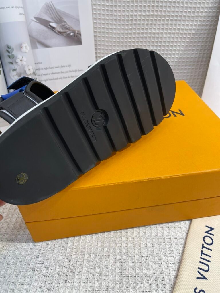 Louis Vuitton Women's Slides detail image 6