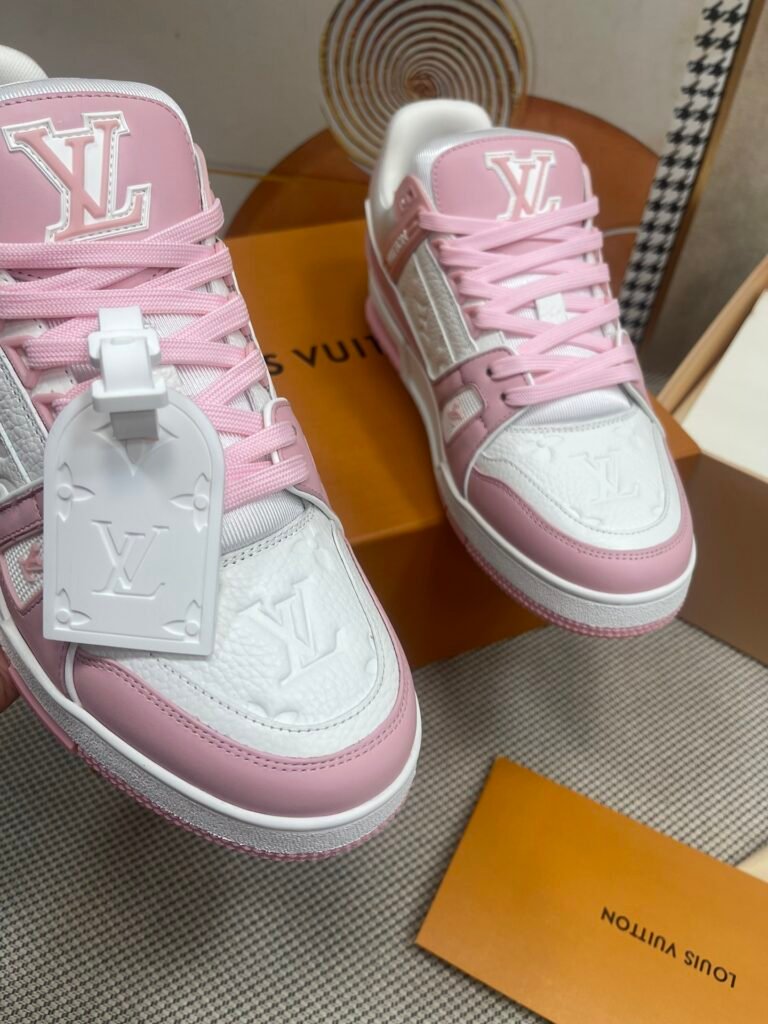 Louis Vuitton Unisex Basketball Sneakers detail 6