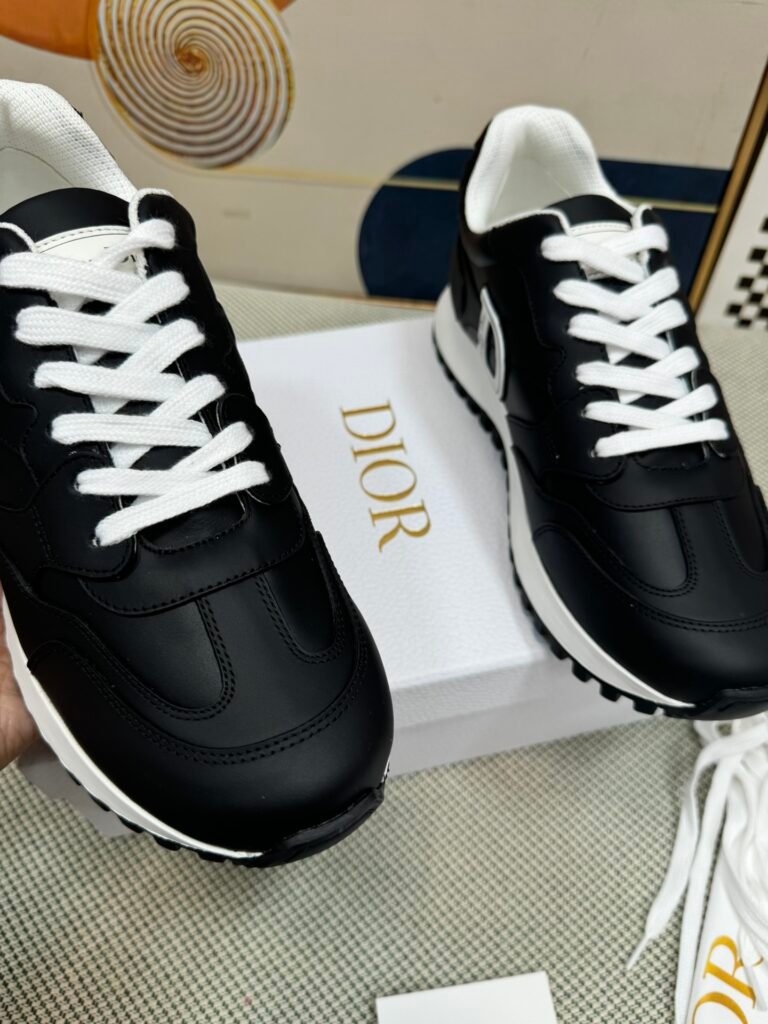 Dior Unisex Chunky Sneakers detail image 6