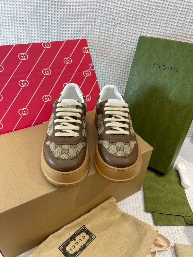 Gucci Unisex Chunky Sneakers detail 6