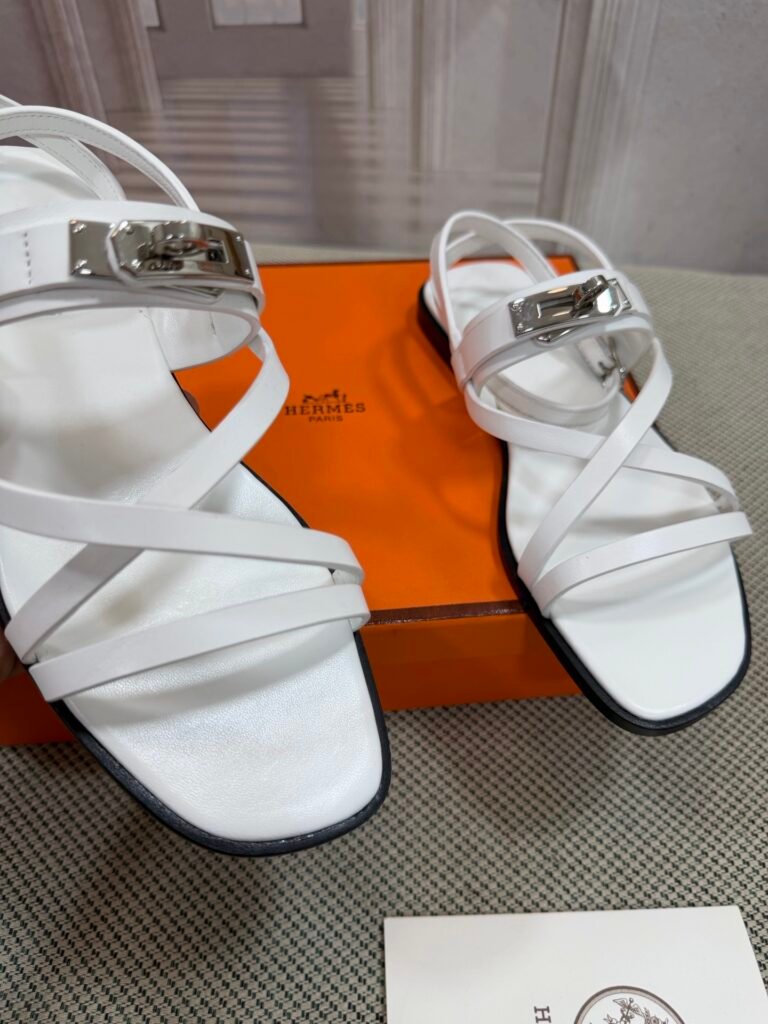Hermès Unisex Slides detail 6
