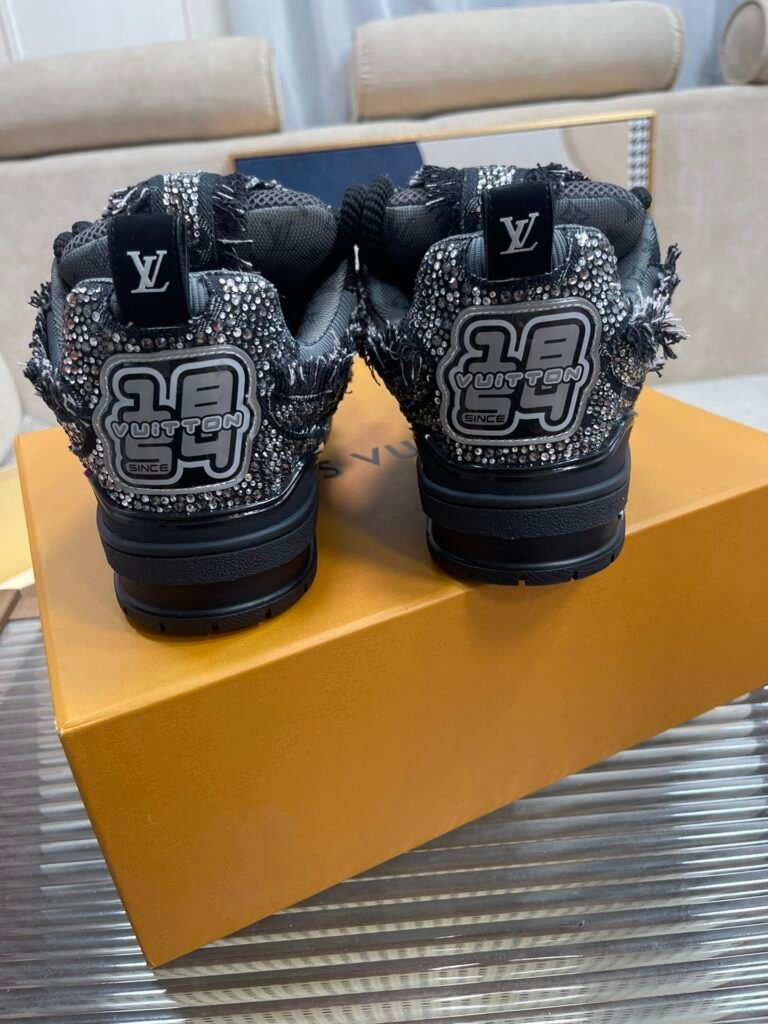 Louis Vuitton Unisex Basketball Sneakers detail 6