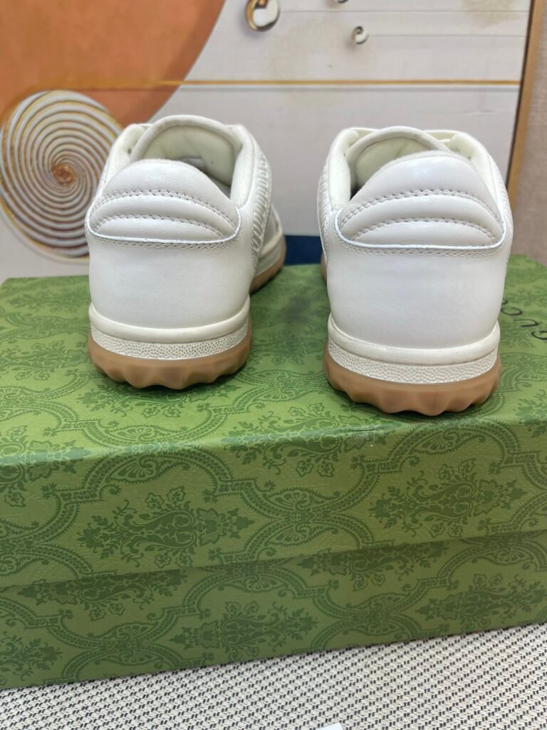 Gucci Unisex Distressed Sneakers detail image 6
