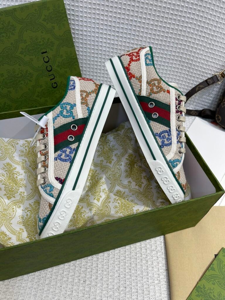 Gucci Unisex High-Top Sneakers detail 6
